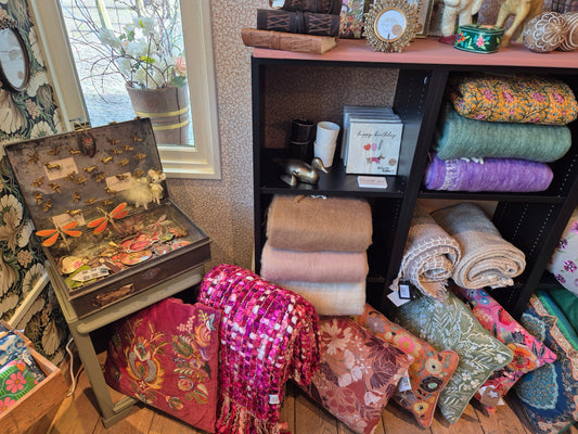 Pop-up Store in Bergen NH – KleurRIJKspul & Brocante bij Saskia Mendez