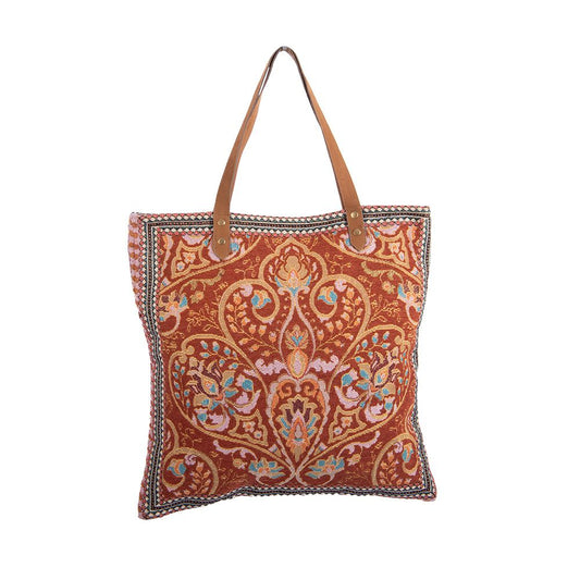 Shopper Joyelle Imbarro