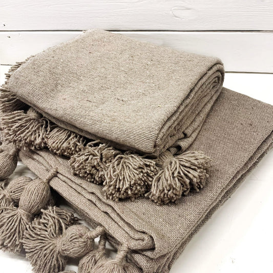 Pompom Deken / Sprei Ecru Bybazz