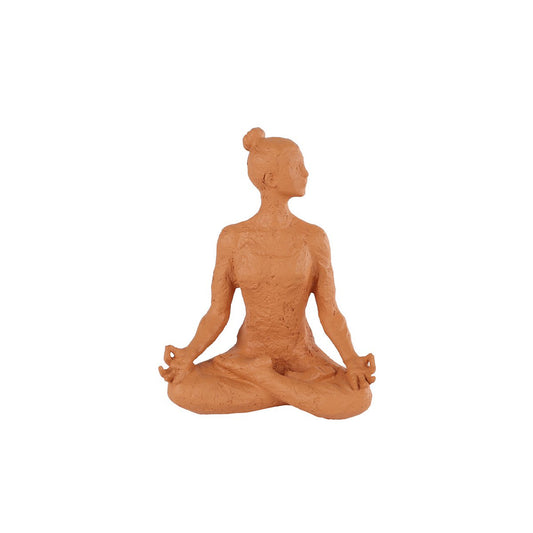 Sculptuur vrouw in yogahouding – terracotta look